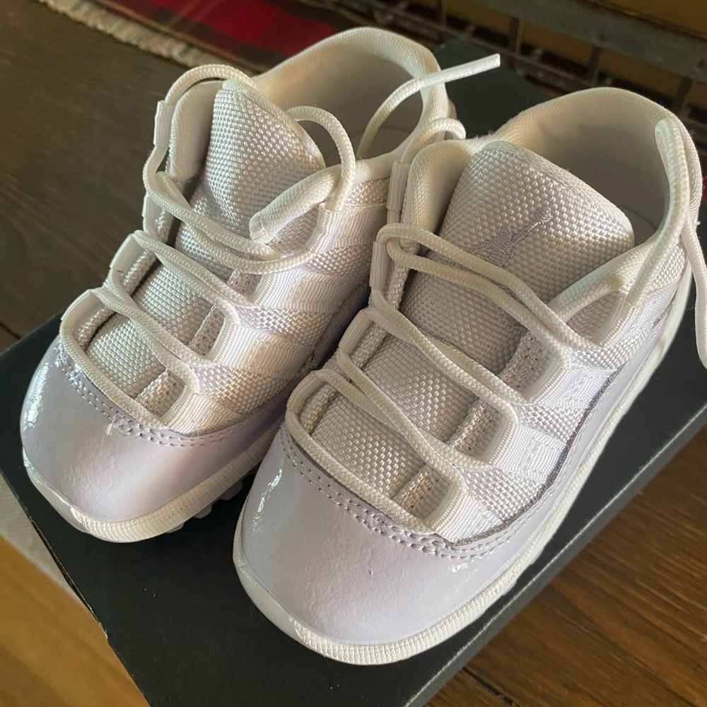 Jordan 11 Retro Low Toddler 7C